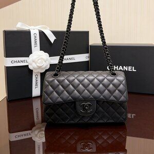 Chanel Classic Flap Medium
